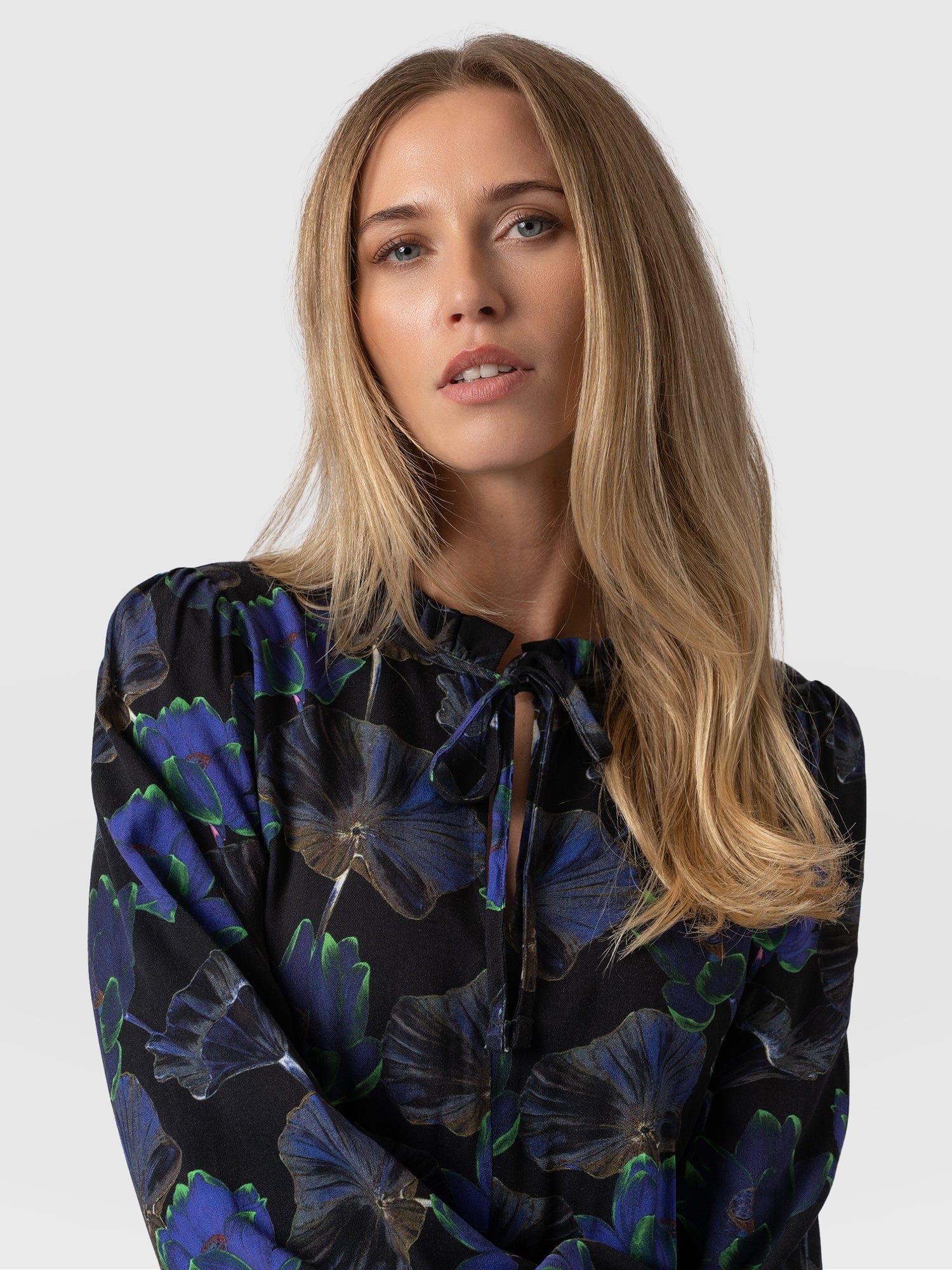 Alara Mini Dress Blue Flora - Women's Dresses | Saint + Sofia® EU